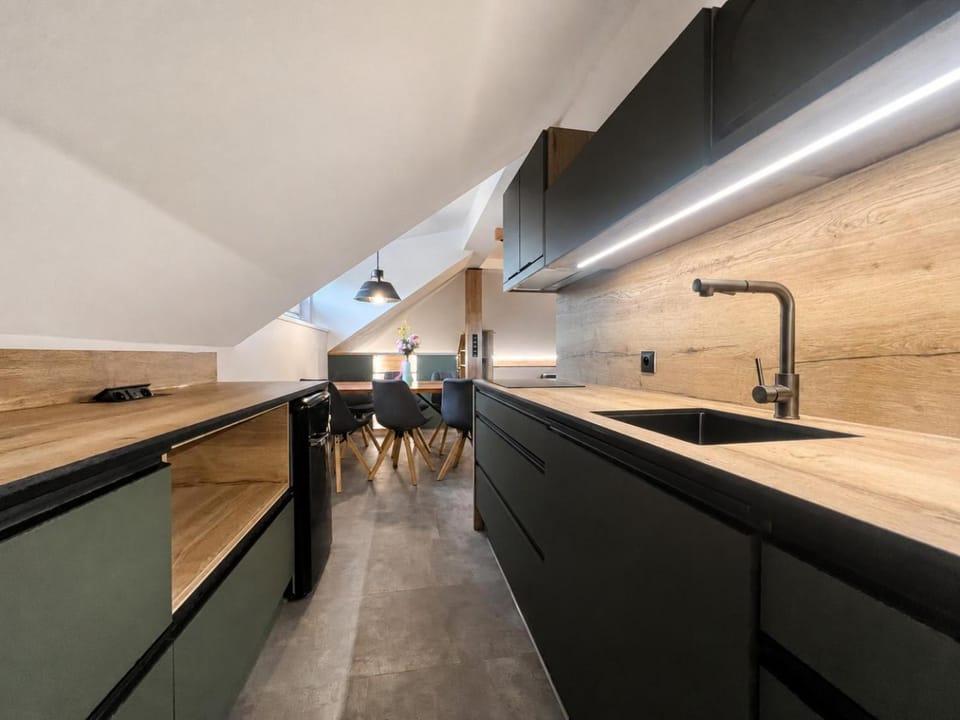 LOFTSTAY - 4 WINE apartments Bed and Breakfast in South Moravian Region