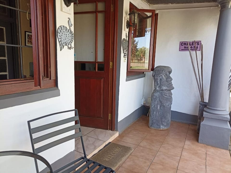 Villa Luca Guesthouse & Chalets Bed and Breakfast in North West, South Africa
