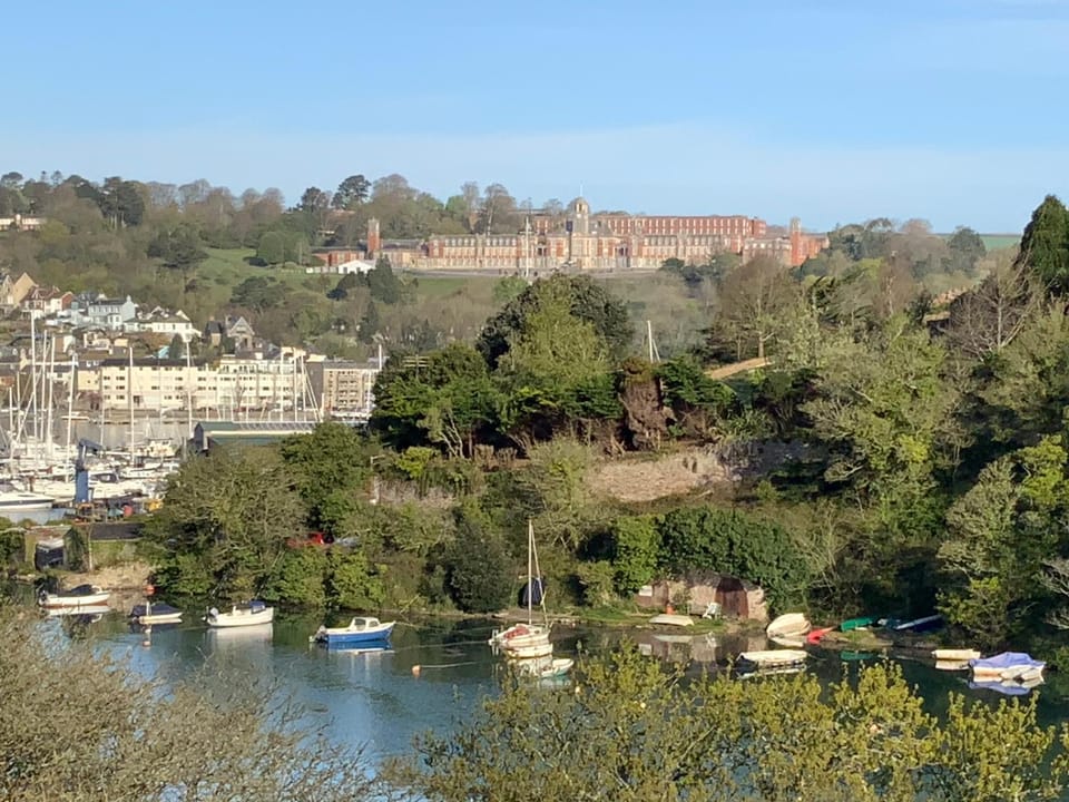 Nearby landmark, Natural landscape, River view