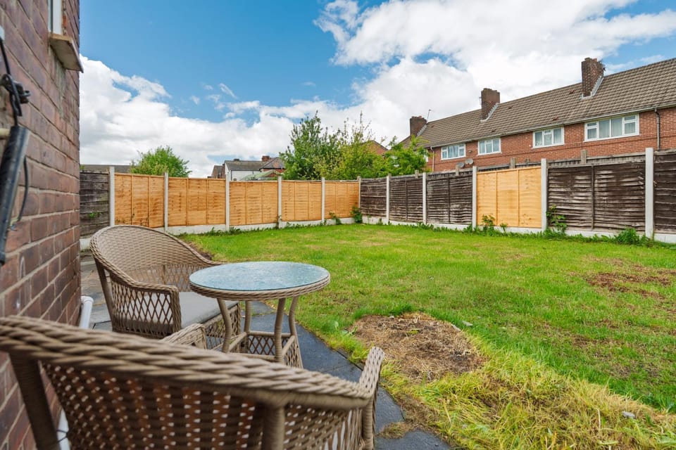 Exotic 3bd home - COOP - Etihad - Pool Table House in Manchester
