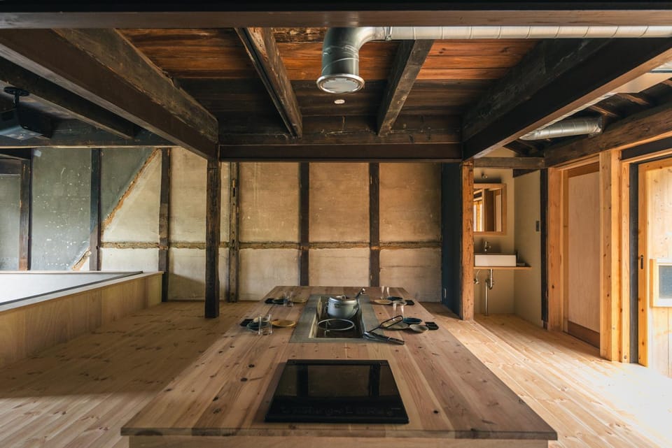 門司の長屋宿 WABISABI x 門司港駅徒歩8分 最大8名の和モダン一棟貸切 House in Fukuoka Prefecture
