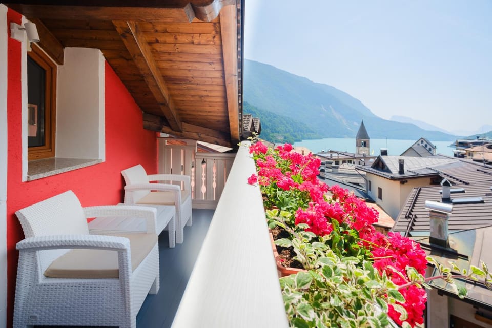 View (from property/room), Balcony/Terrace