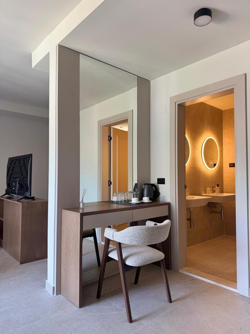Ancora Adriatica Bed and Breakfast in Dobrota