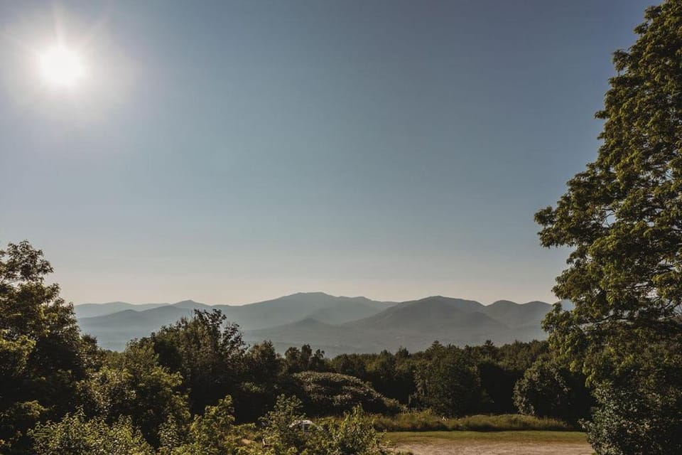 Nearby landmark, Natural landscape, Mountain view