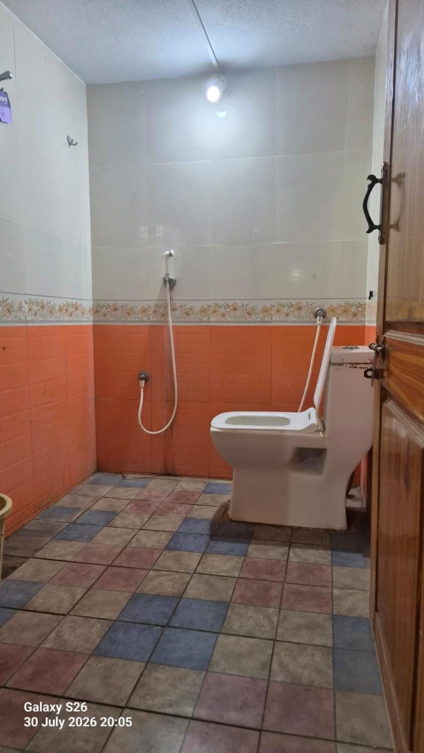 Toilet