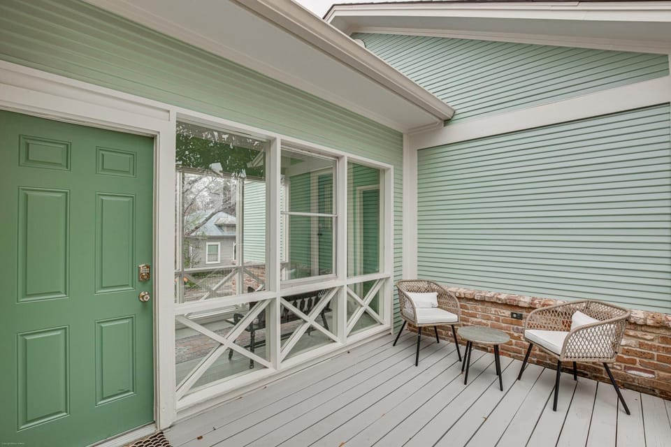 1 Mi to Dtwn Tyler! Historic Retreat + Guest Suite House in Tyler