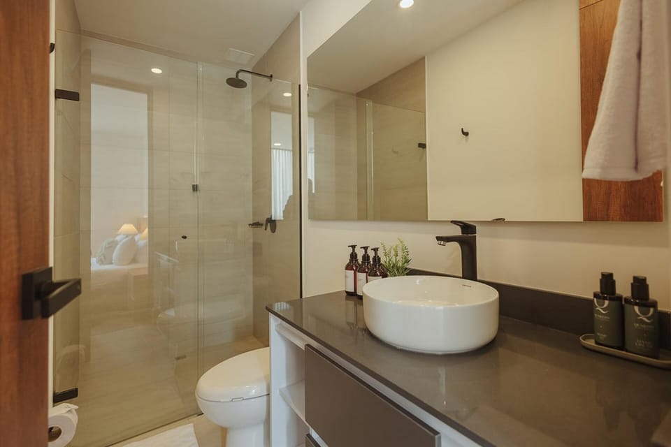 Modern El Retiro Suite for Two + Free Parking Apartment in Antioquia
