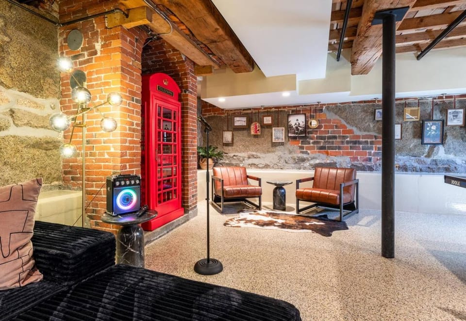 Joseph Story Mansion Sleeps 12 Salem Commons House in Marblehead