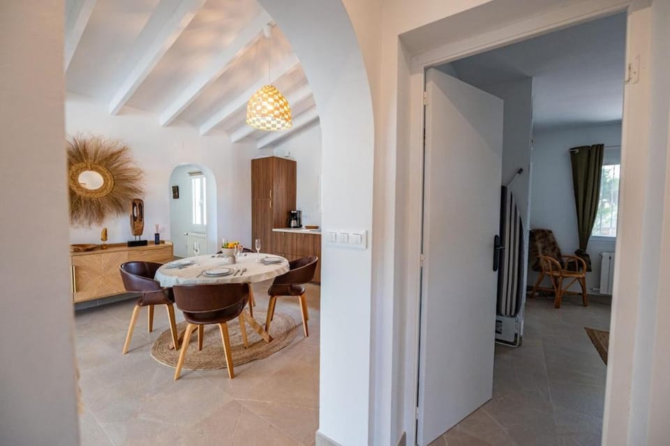 Casa Clemence, private pool, by Theka Services House in Marina Alta