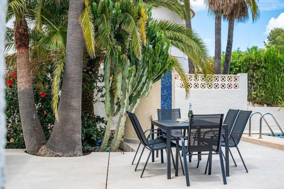 Casa Clemence, private pool, by Theka Services House in Marina Alta