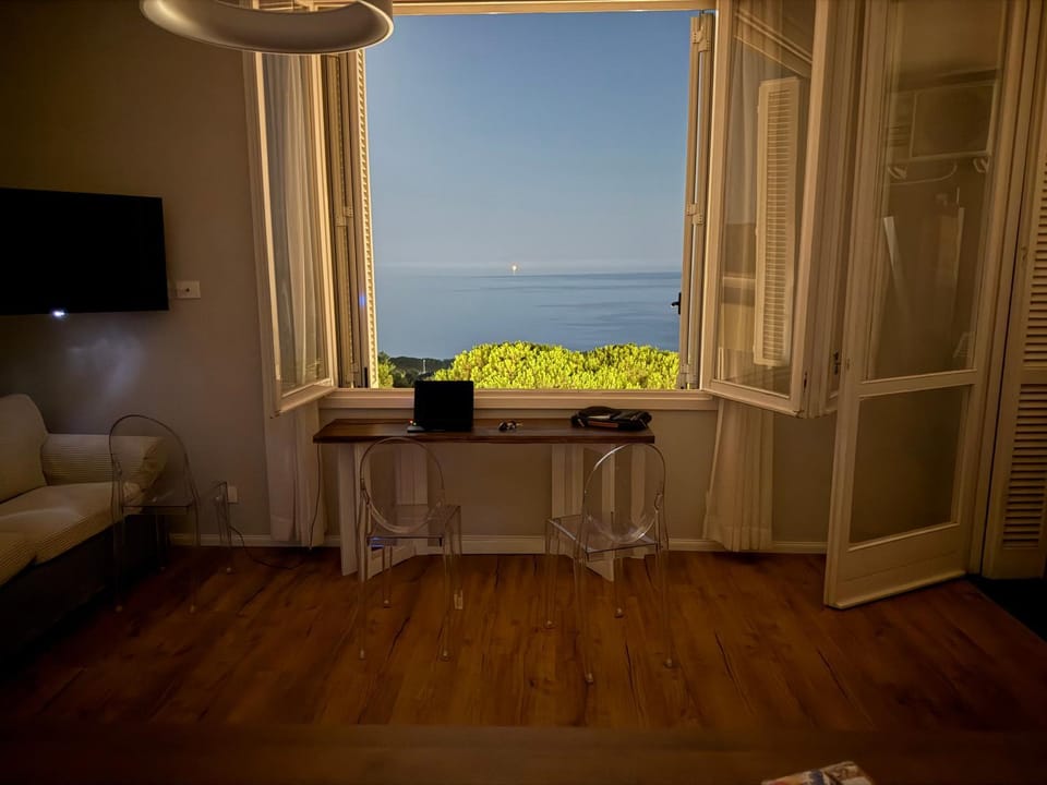 Living room, Seating area, Sea view