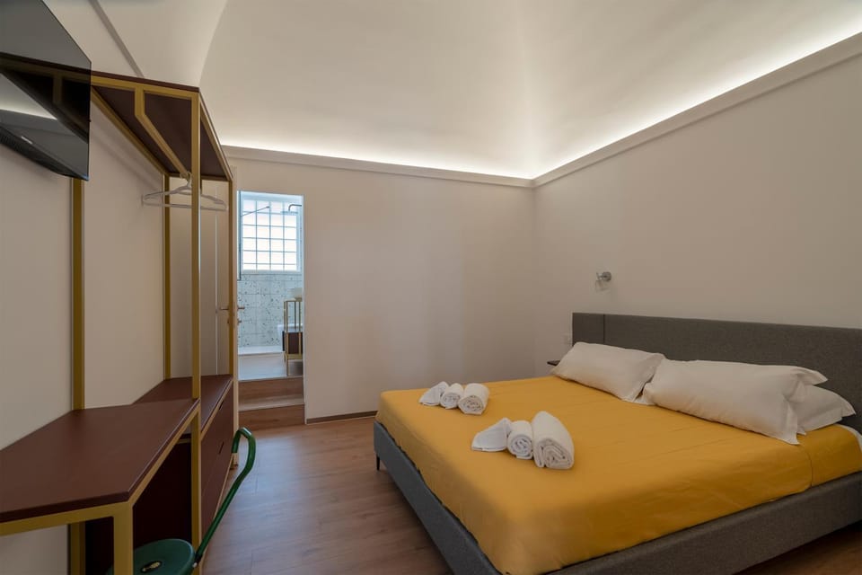 Bed, Photo of the whole room, Bedroom, towels, wardrobe