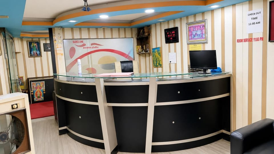 new crown hotel Hotel in India
