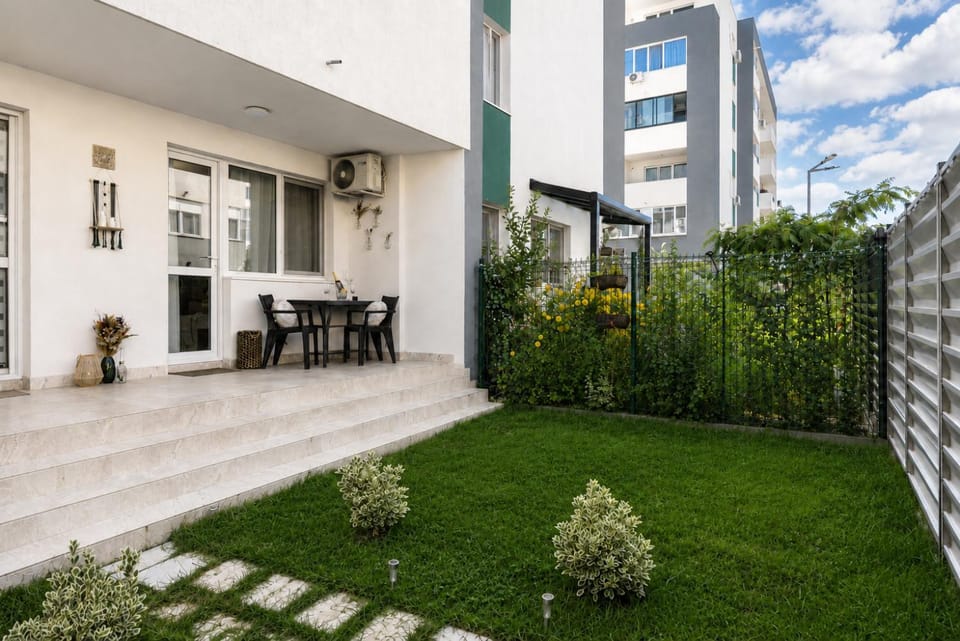 Garden, View (from property/room), Balcony/Terrace, Garden view