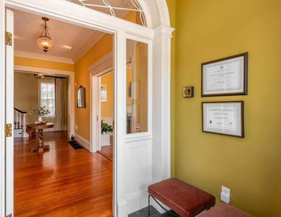 Joseph Story Estate Sleeps 19 Parking Elevator House in Marblehead