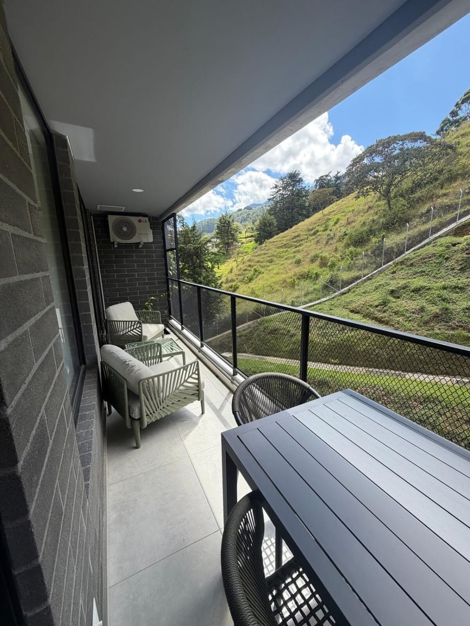 Balcony/Terrace, Garden view