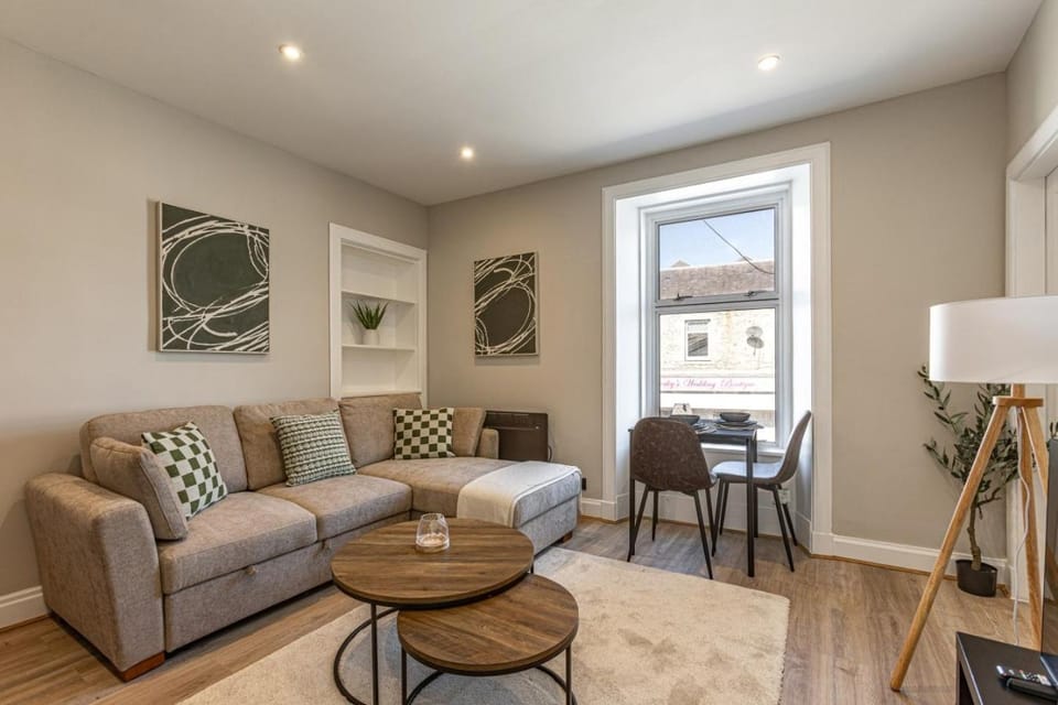 1A Princes New listing Apartment in Hawick