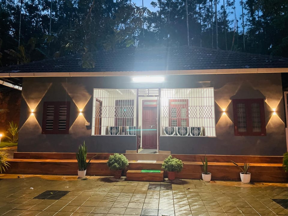 CHRIS COZY FARM Cottage House in Kerala