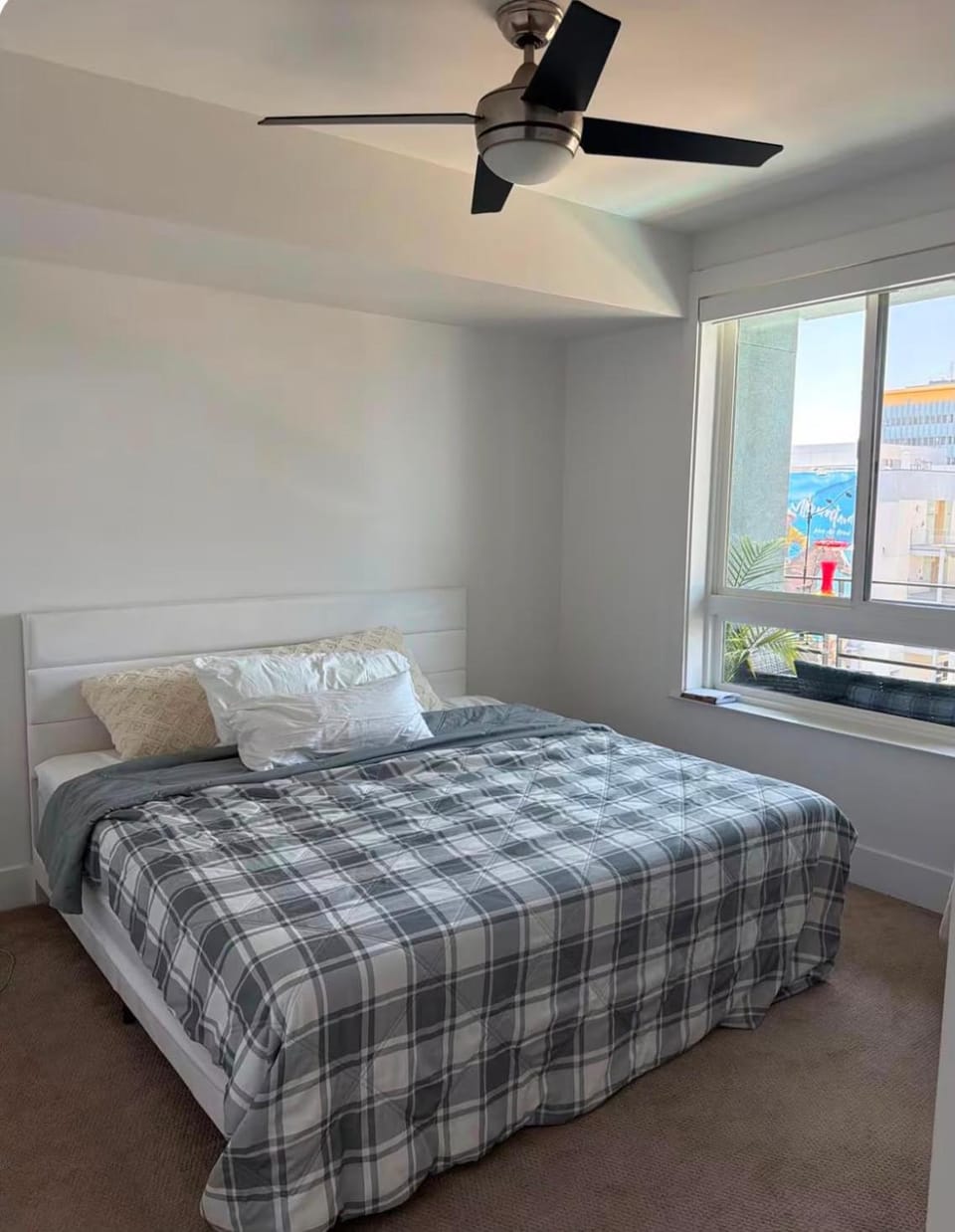 The camden Apartment in Hollywood