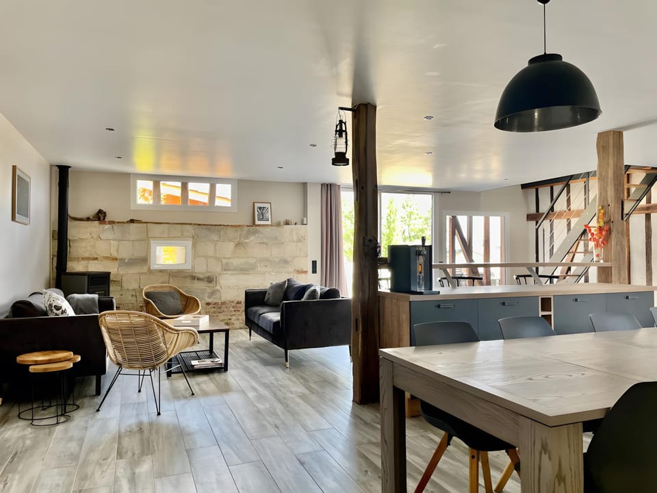 Property building, Living room
