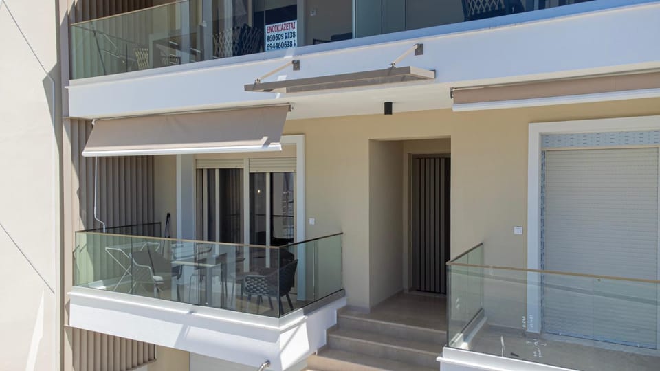 Property building, Balcony/Terrace