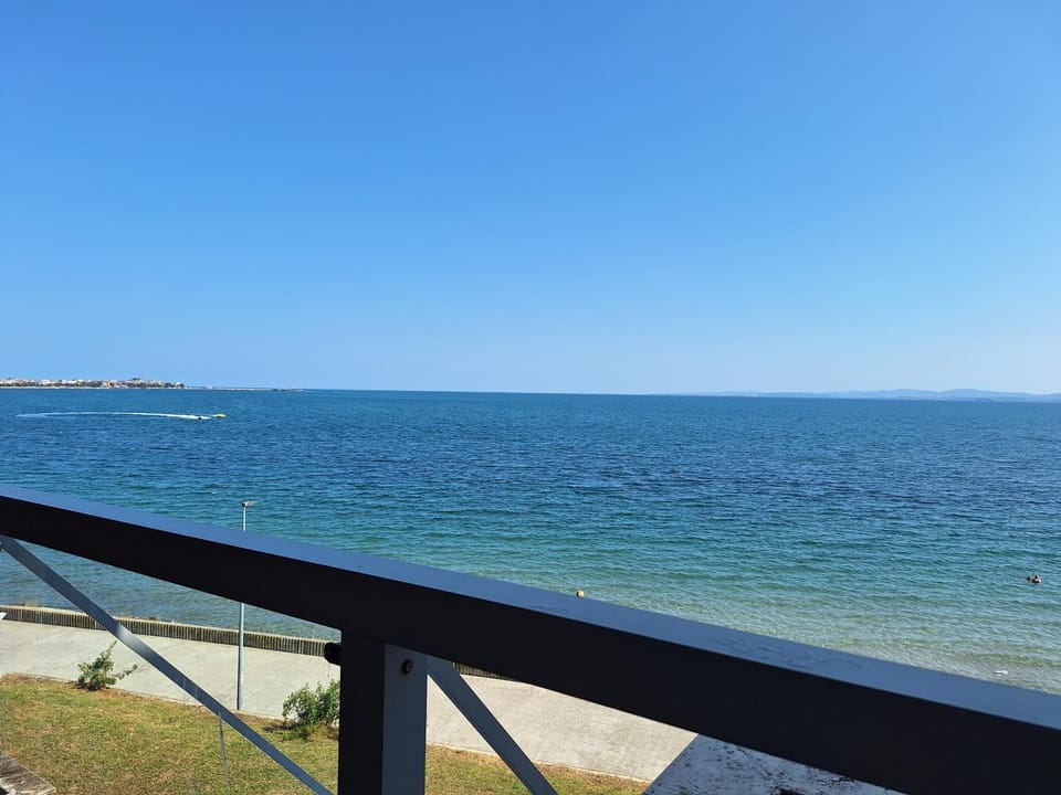 Фронтална гледка-двустаен на Южен плаж Поморие Apartment in Pomorie