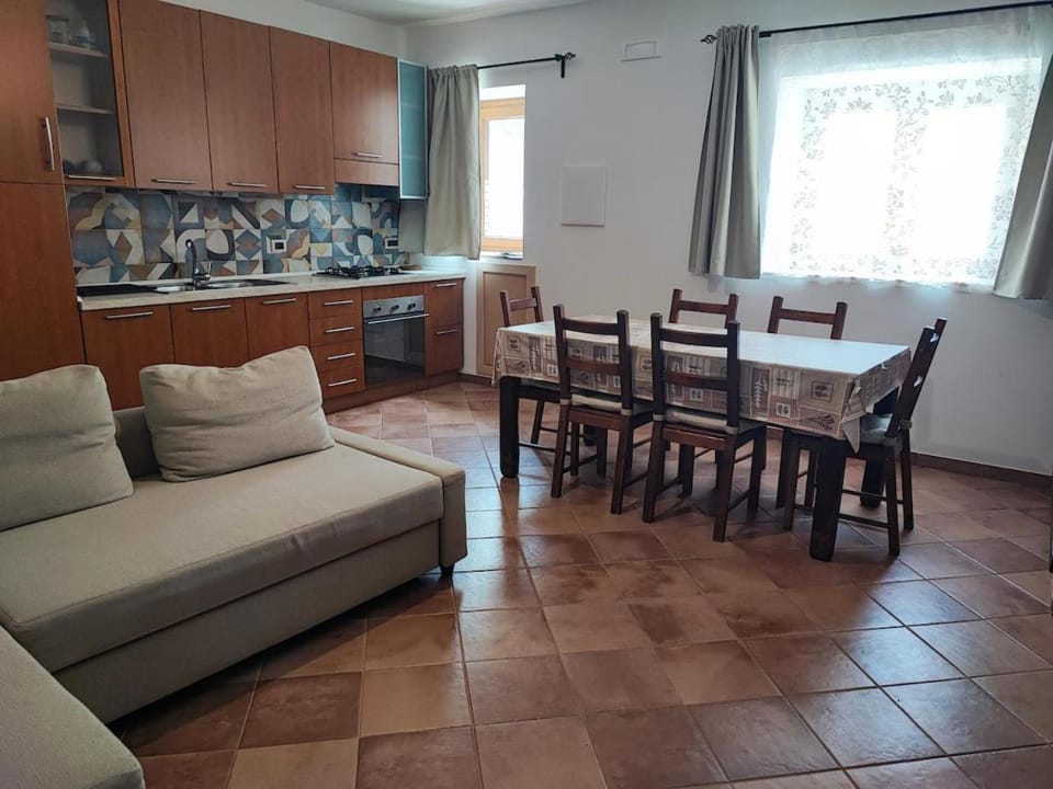 Grande appartamento in pietra vicino al mare Apartment in Campania