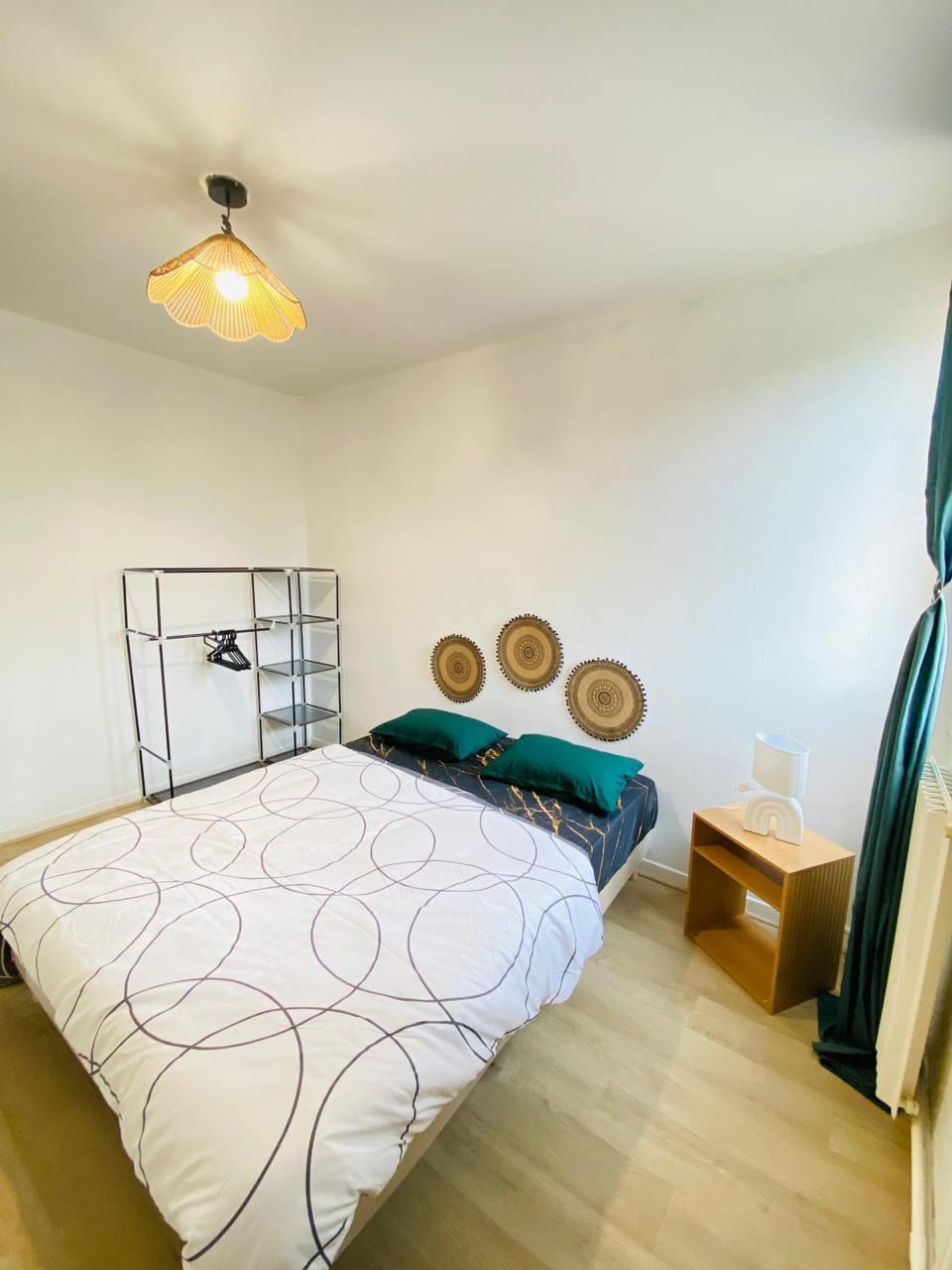 Spacious room - Private T6, Le Mans South, tram Apartment in Le Mans