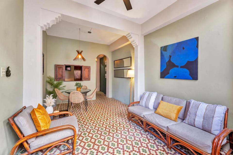 Communal lounge/ TV room, Living room