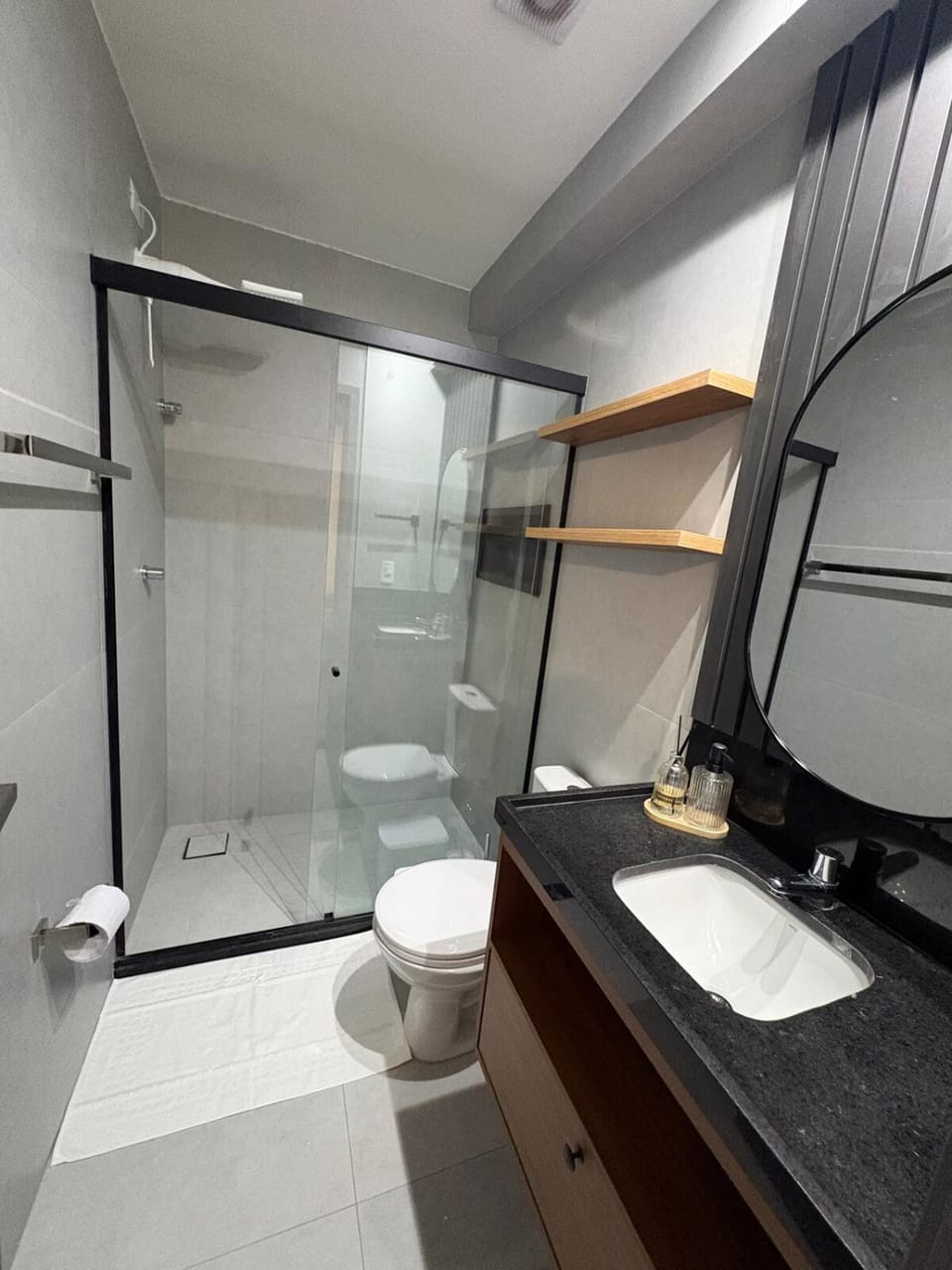 Shower, Toilet, Bathroom