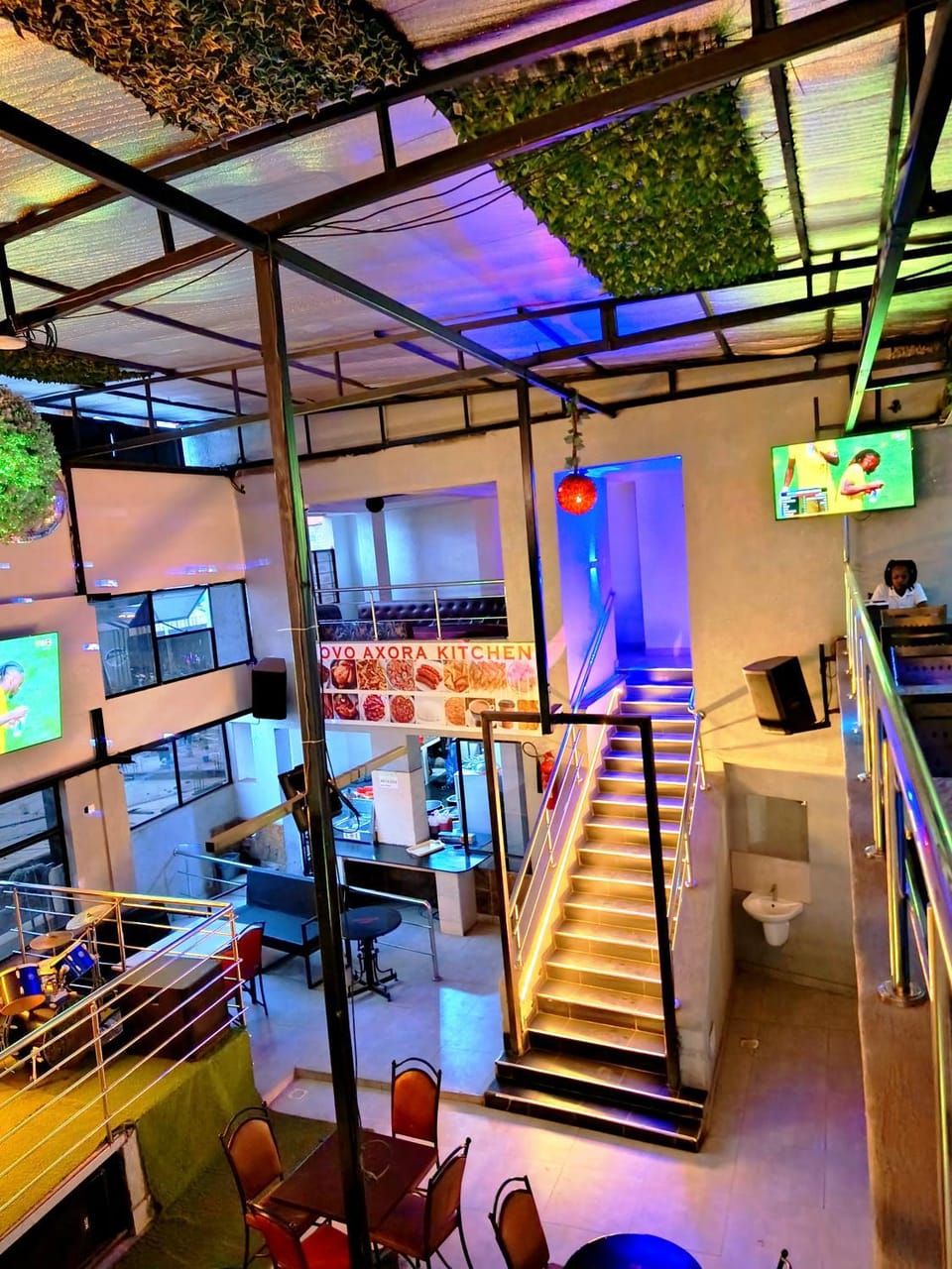 Communal lounge/ TV room, TV and multimedia, Living room, Evening entertainment