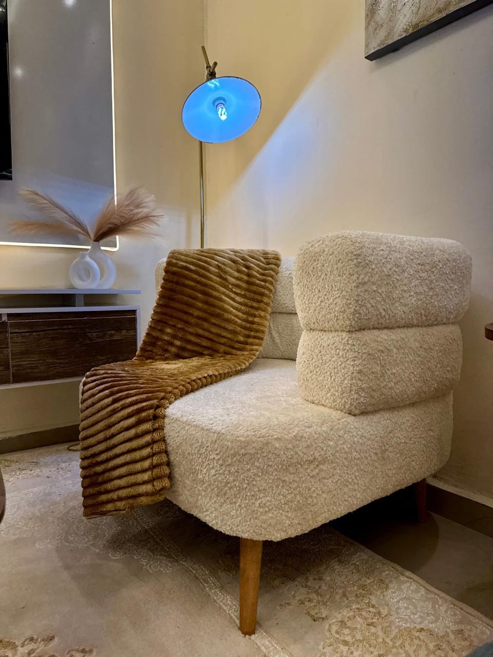 Living room, Seating area, furniture