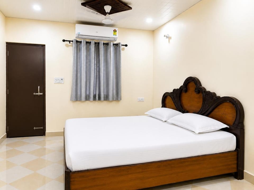 Neelkanth sadan Vacation rental in Uttar Pradesh
