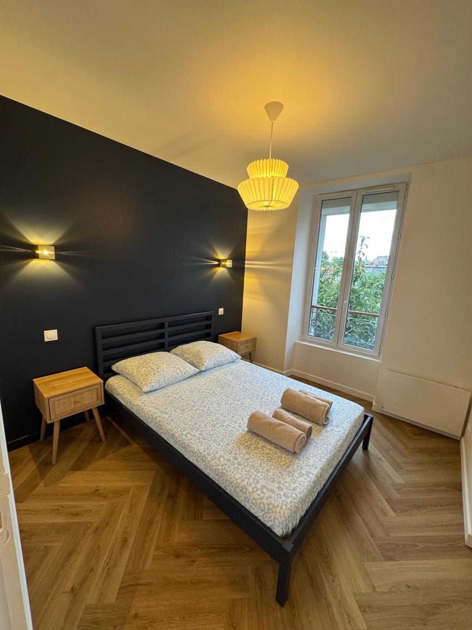 Grand 3 pièces haut de gamme - 2 ch - proche métro & RER C Apartment in Paris