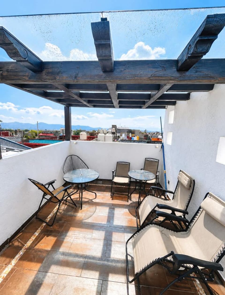 Bonita casa Familiar con Alberca Jacuzzi & Rooftop House in Cuernavaca