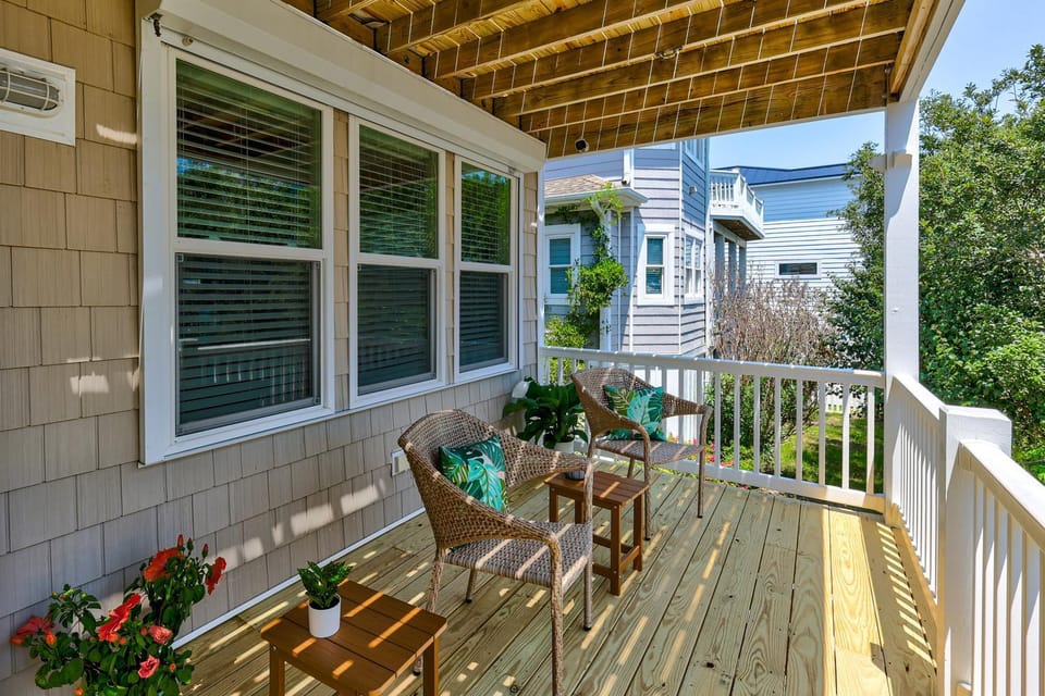 Sandman by the Sea by Carolina Beach Realty House in Kure Beach