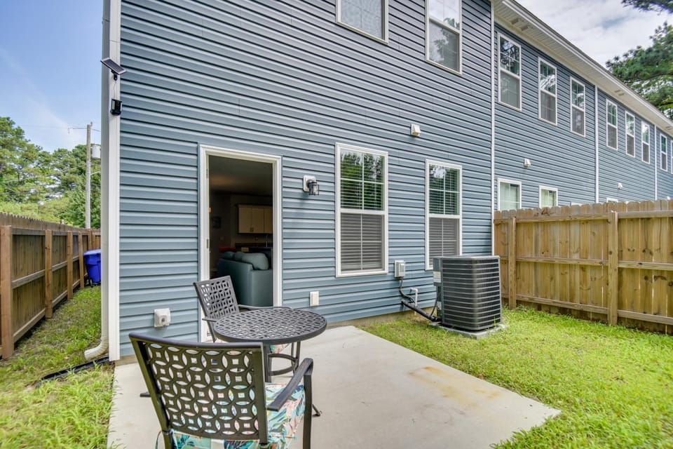Walk to Convention Center & Ocean! Extended Escape House in Virginia Beach