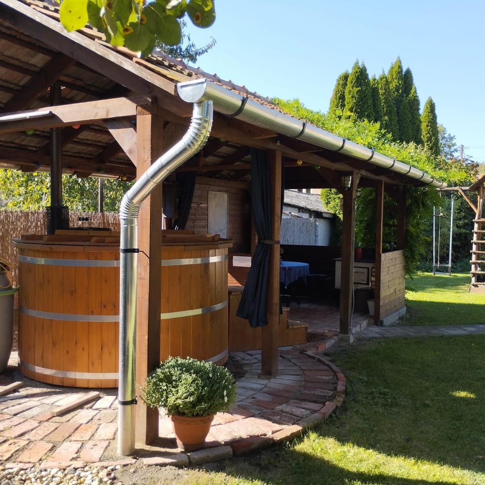 Property building, Garden view, Swimming pool, Open Air Bath