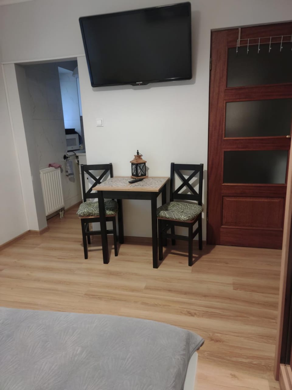 TV and multimedia, Kitchen or kitchenette, Living room, Seating area