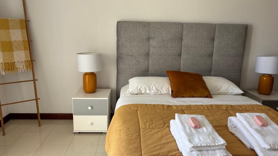 Bed, Bedroom, towels, wardrobe