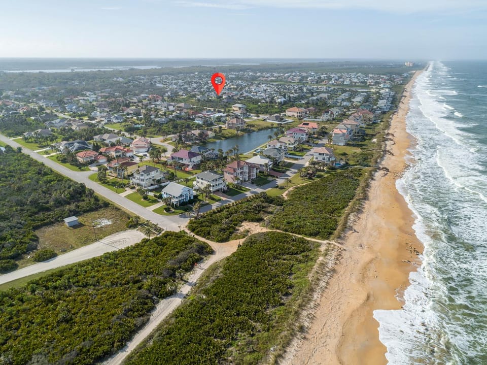Neighbourhood, Natural landscape, Bird's eye view, Beach