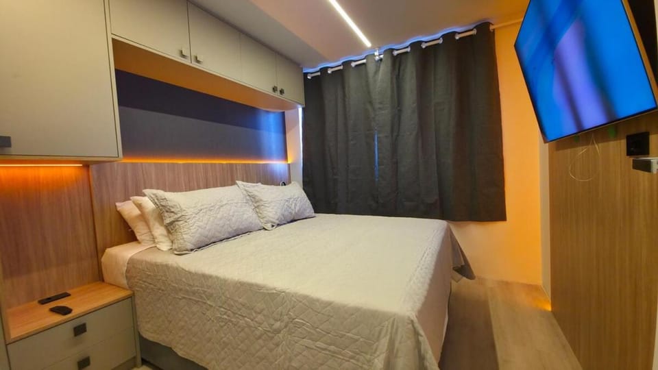 Apto compl, 2 qtos, sofá cama, ótima localização Apartment in Curitiba