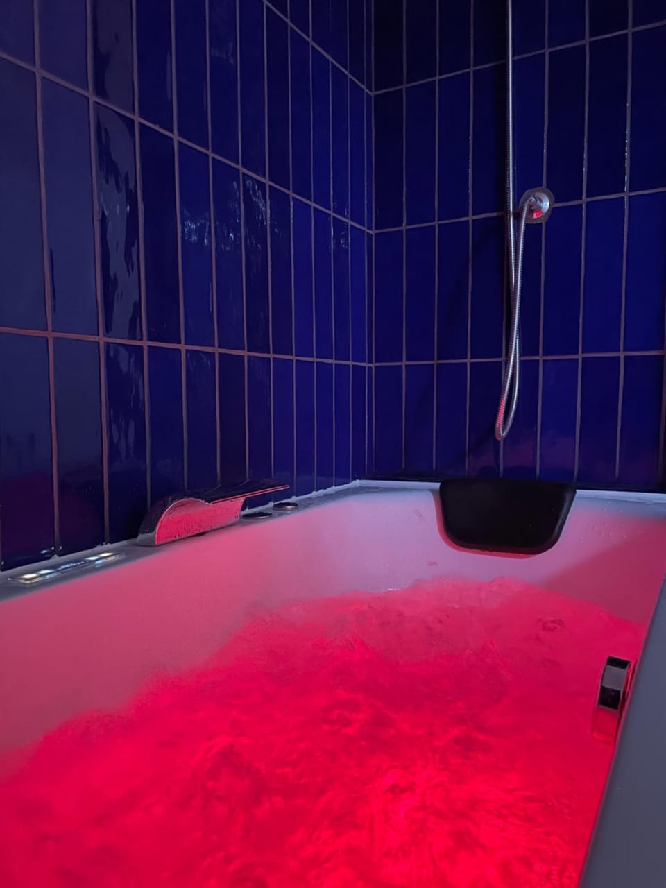 Shower, Hot Tub, Bath