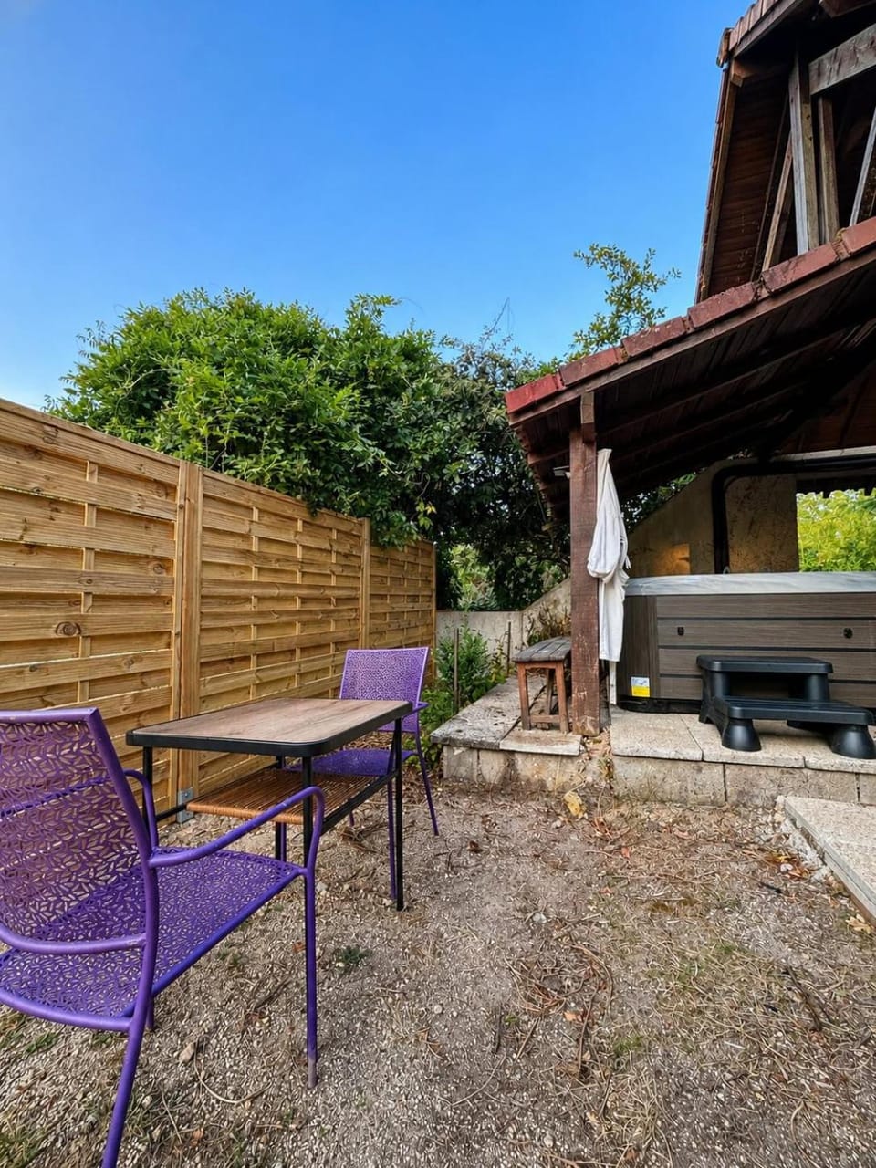 Patio, Garden, Dining area, Garden view