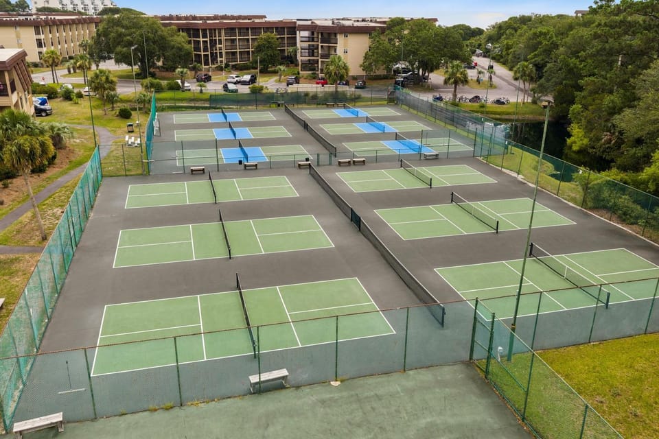 Tennis court