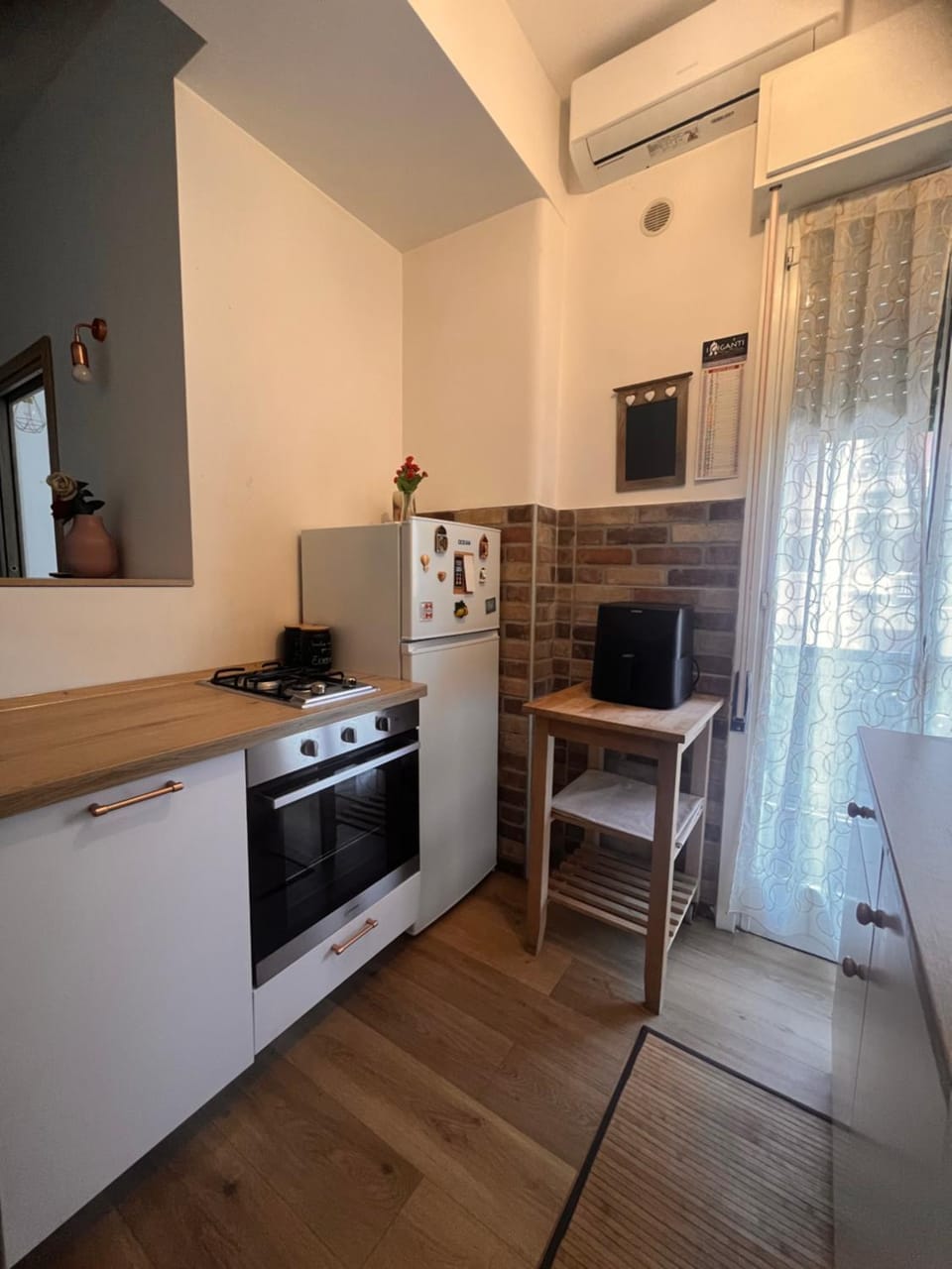 Happy House tris Catania Mare Apartment in Catania