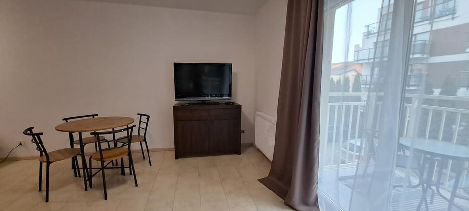 TV and multimedia, Dining area, Evening entertainment