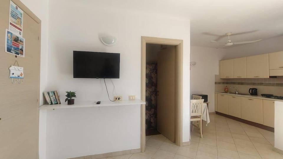 TV and multimedia, Kitchen or kitchenette