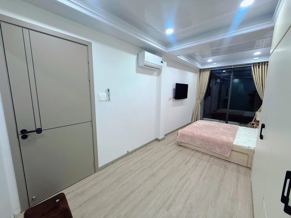Kelly Cozy Studio Balcony And Rooftop Apartment in Ho Chi Minh City