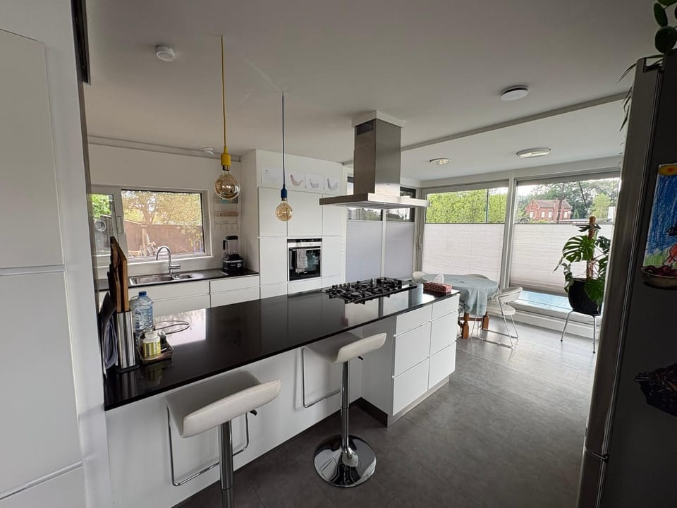 dishwasher, oven, stove, kitchen
